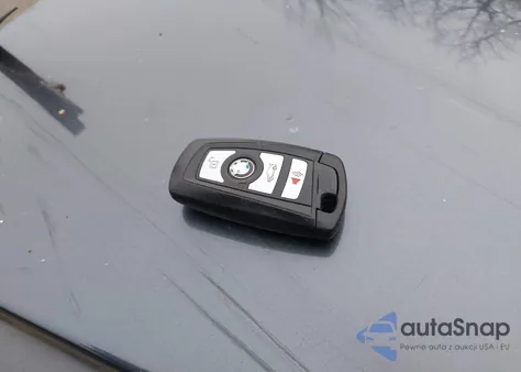 2016 BMW 320I xDrive из США, поврежденный, VIN WBA8E5G54GNT40202